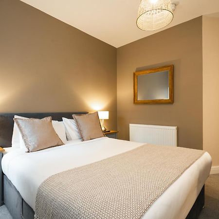 צ'ורלי Rooms At The Dressers Arms מראה חיצוני תמונה