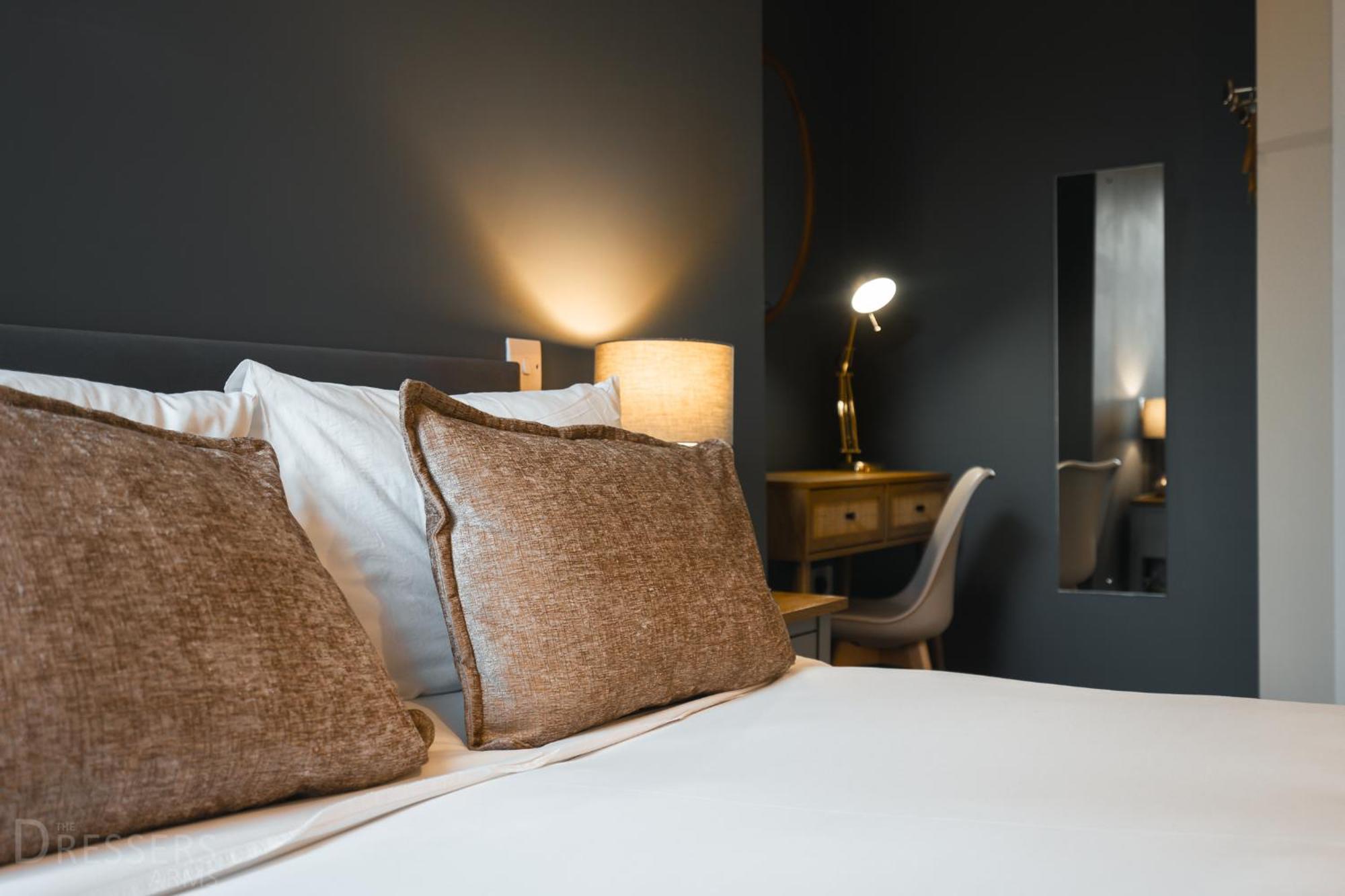 צ'ורלי Rooms At The Dressers Arms מראה חיצוני תמונה