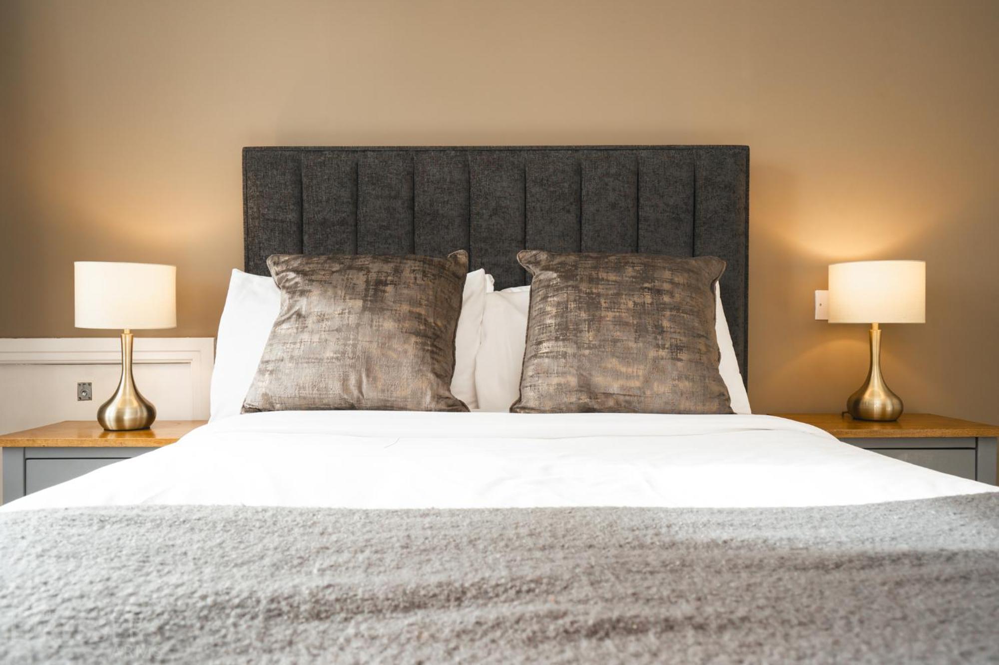 צ'ורלי Rooms At The Dressers Arms מראה חיצוני תמונה